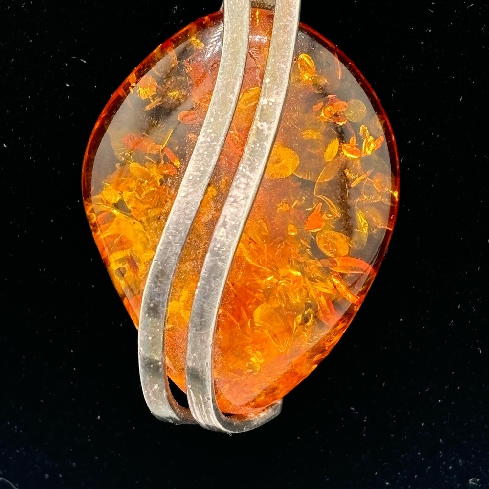 Silver and Amber Pendant Necklace - Picture 7 of 7
